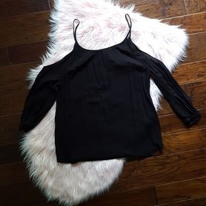 EXPRESS Keyhole 3qrt length Shirt